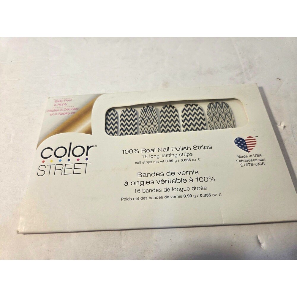 Color Street Keep Calm and Chevron Black/White Nail Strips 0.035oz